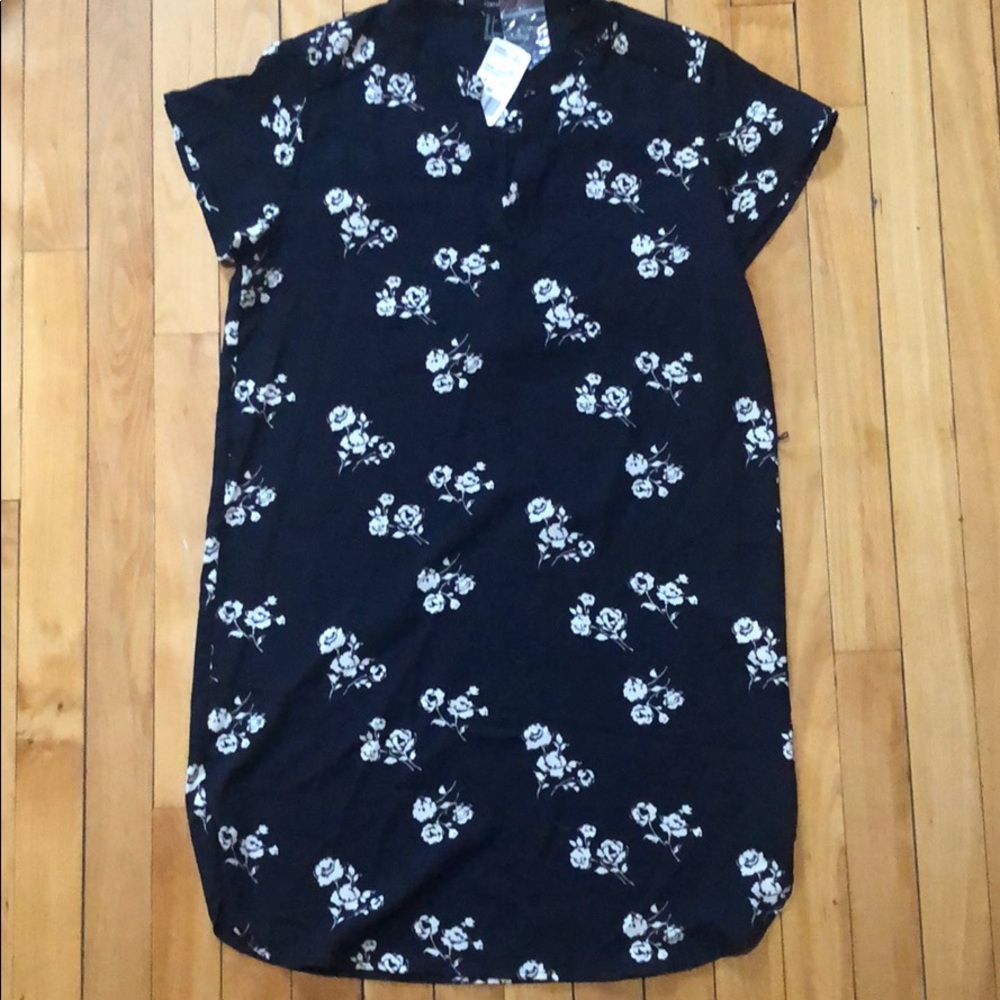 Brand new F21 floral dress.
